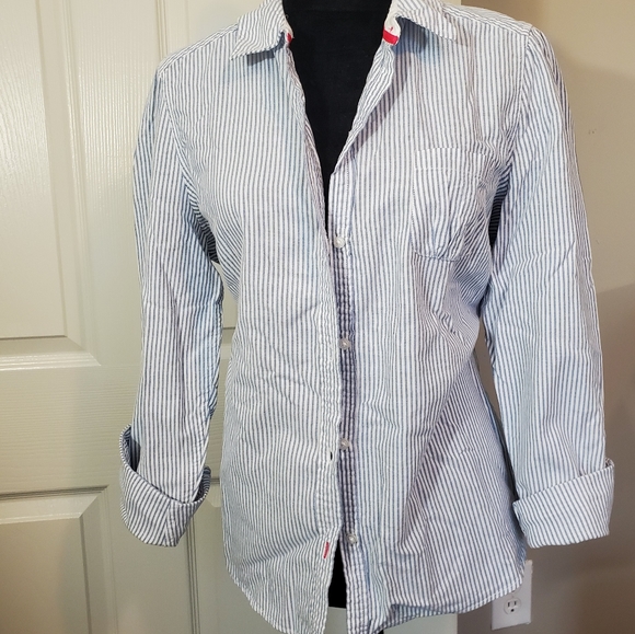 Women's Old Navy button down blouse large - Picture 4 of 7